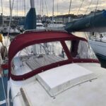 Capote rouge de voilier réalisée sur mesure à Cherbourg