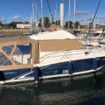 Capote de yacht réalisée sur mesure par notre atelier de sellerie nautique